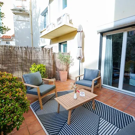 Nyx Independant Centre Gare פרפיניין