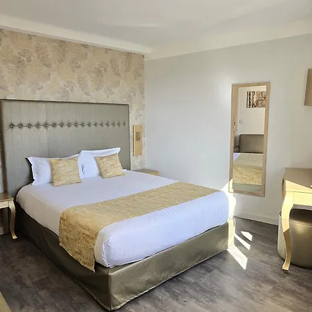 Nyx Independant Centre Gare פרפיניין