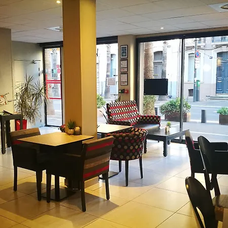 Nyx Independant Centre Gare מלון פרפיניין