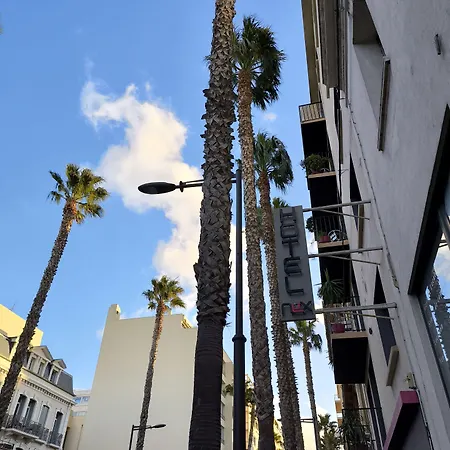 Nyx Independant Centre Gare מלון