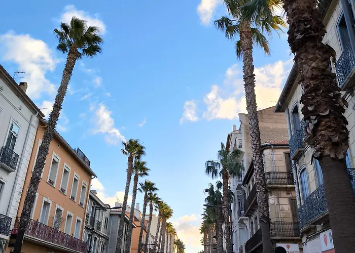 Nyx Independant Centre Gare 佩皮尼昂