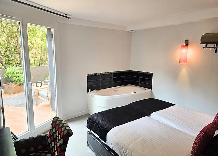 Nyx Independant Centre Gare 3* 佩皮尼昂