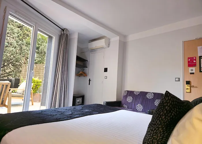 Hotel Nyx Independant Centre Gare 3*