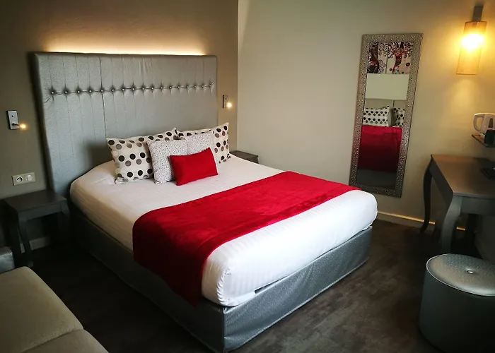 Nyx Independant Centre Gare 佩皮尼昂